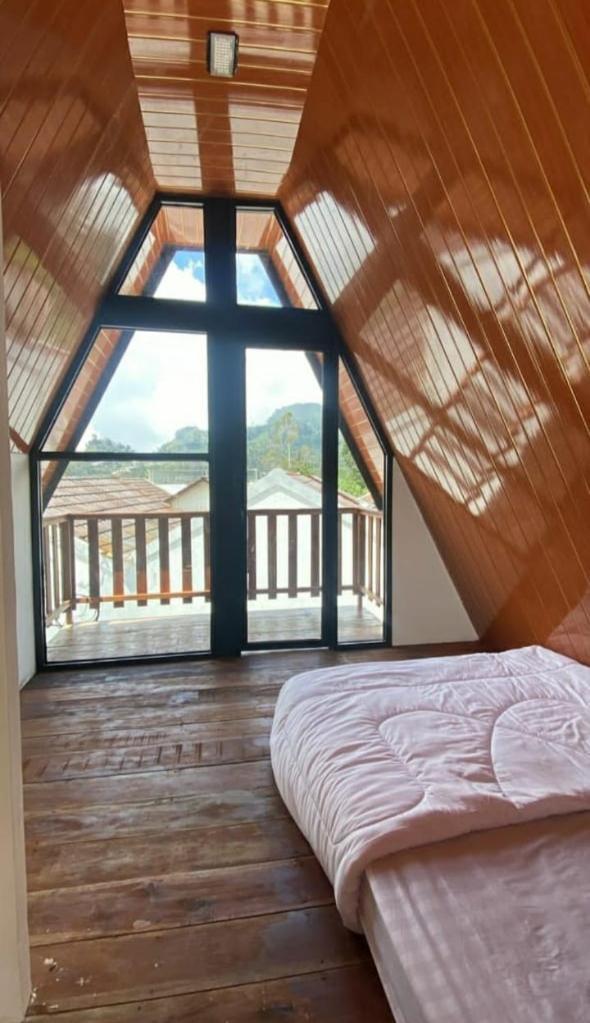 Agriya Lubis Cabin Diyeng Exterior photo