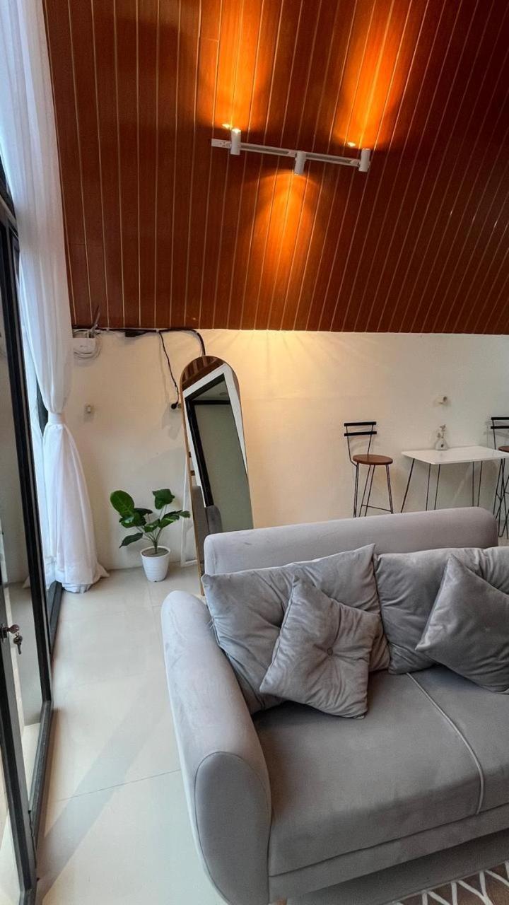 Agriya Lubis Cabin Diyeng Exterior photo